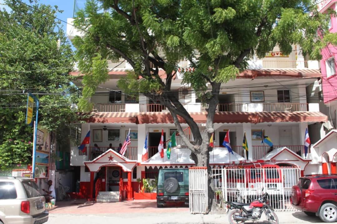 Seven Stars Hotel Musseau Exterior foto